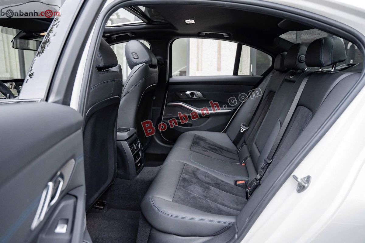 Bán ô tô BMW 3 Series 330i M Sport - 2023 - xe cũ