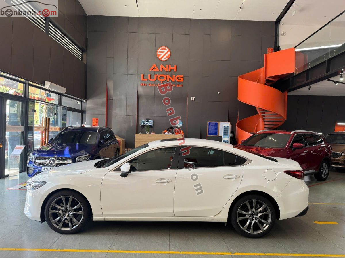 Bán ô tô Mazda 6 Premium 2.0 AT - 2018 - xe cũ