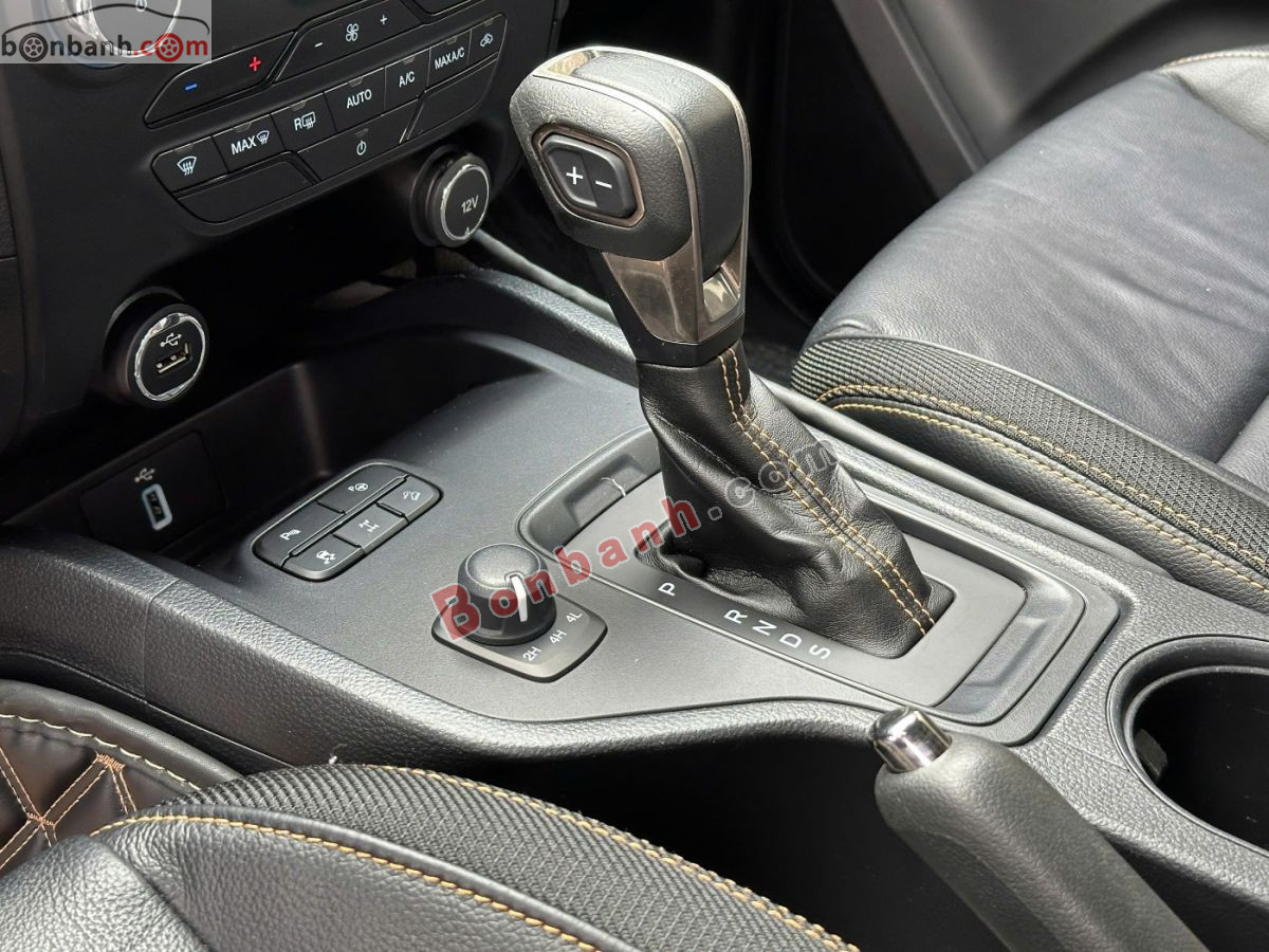 Bán ô tô Ford Ranger Wildtrak 2.0L 4x4 AT - 2020 - xe cũ