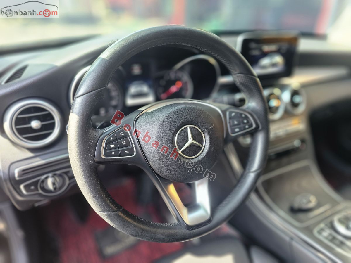 Bán ô tô Mercedes Benz C class C200 - 2017 - xe cũ