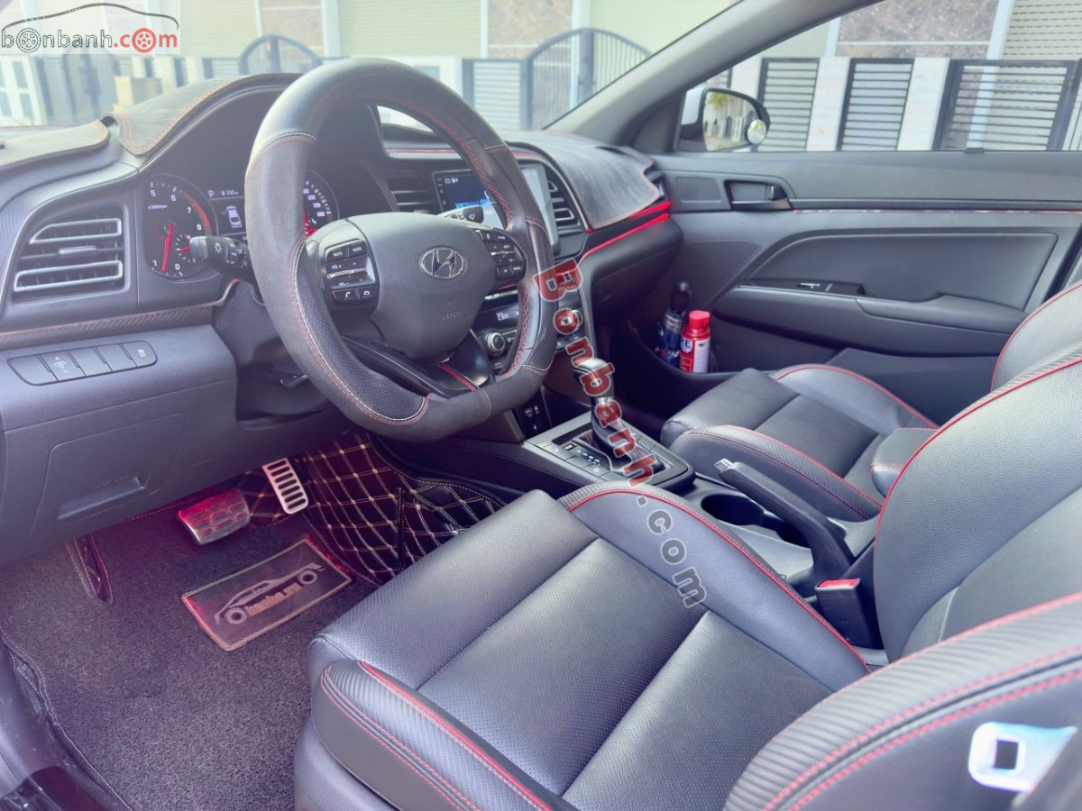 Bán ô tô Hyundai Elantra Sport 1.6 AT - 2019 - xe cũ