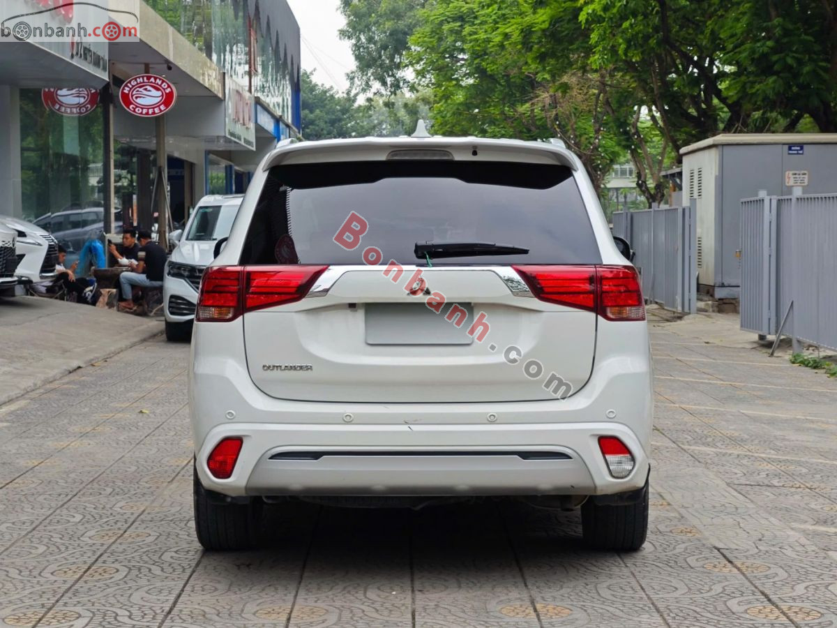 Bán ô tô Mitsubishi Outlander 2.0 CVT - 2023 - xe cũ