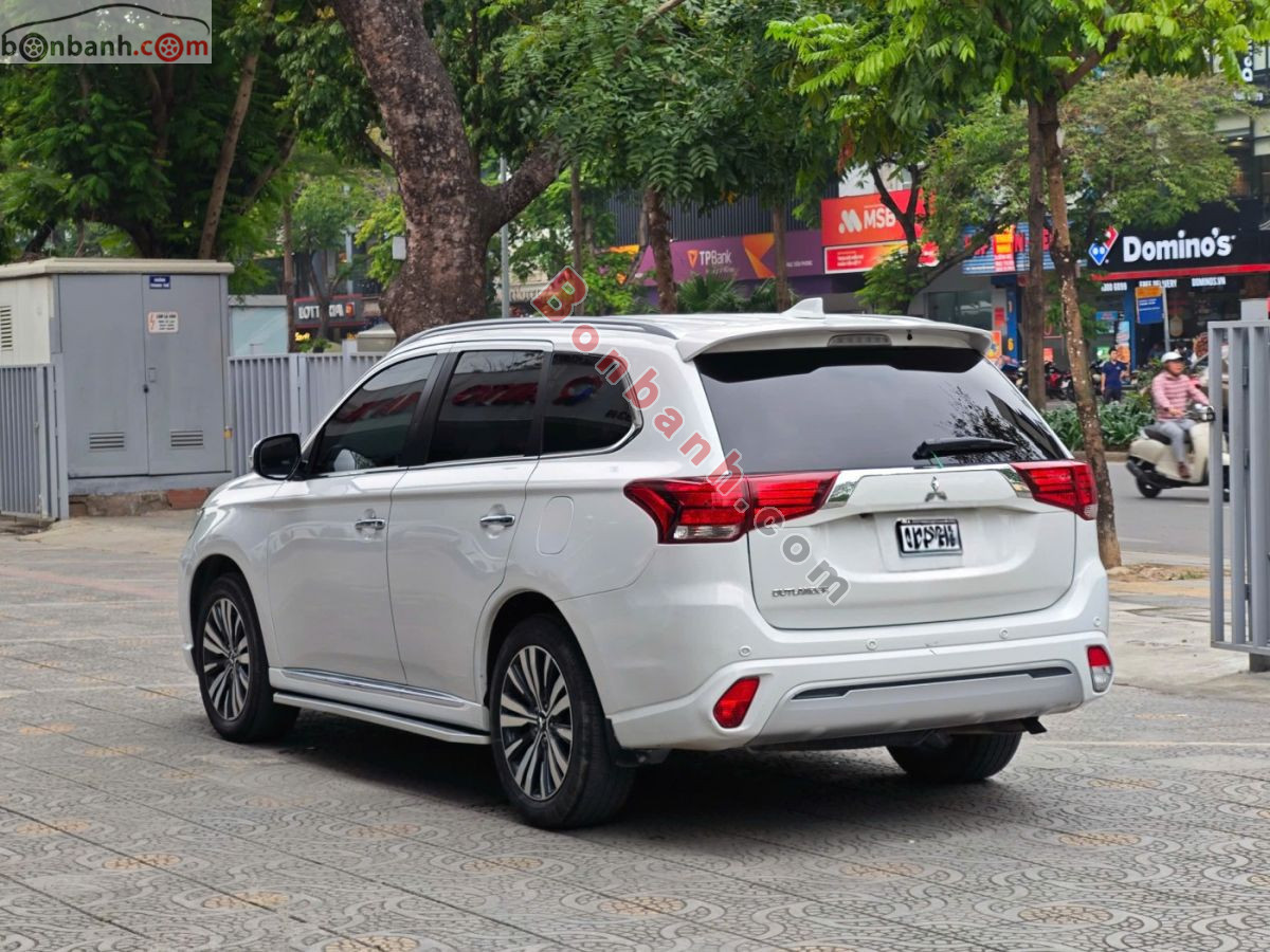 Bán ô tô Mitsubishi Outlander 2.0 CVT - 2023 - xe cũ