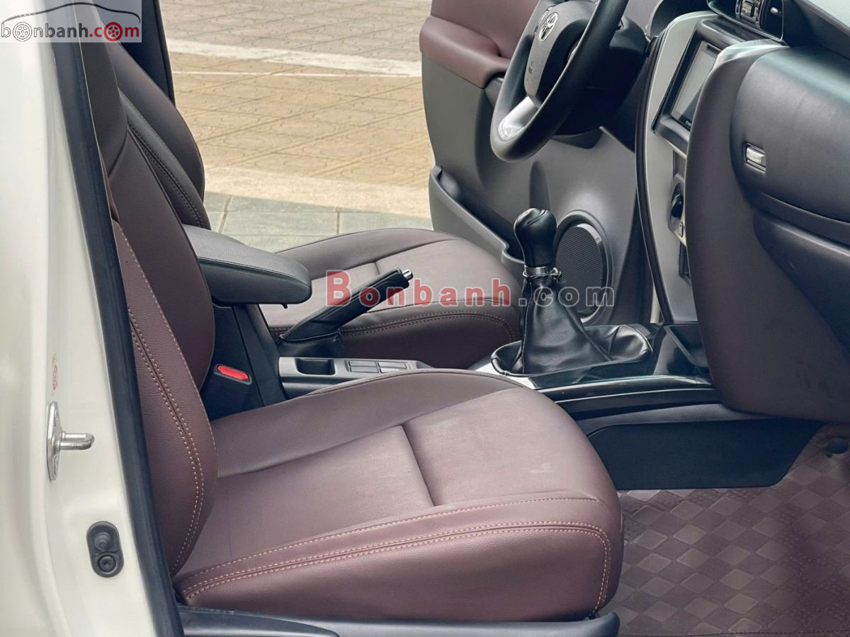 Bán ô tô Toyota Fortuner 2.4G 4x2 MT - 2020 - xe cũ