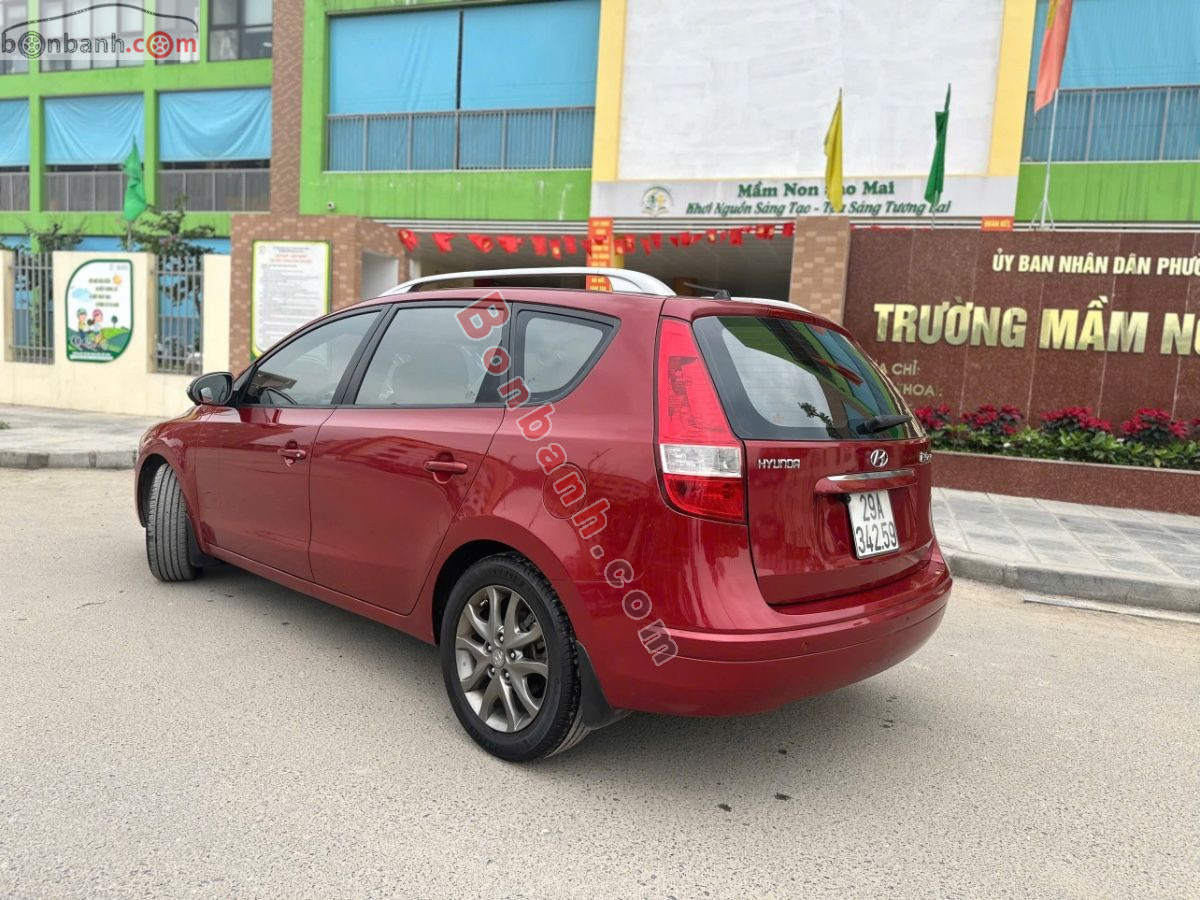 Bán ô tô Hyundai i30 CW 1.6 AT - 2011 - xe cũ