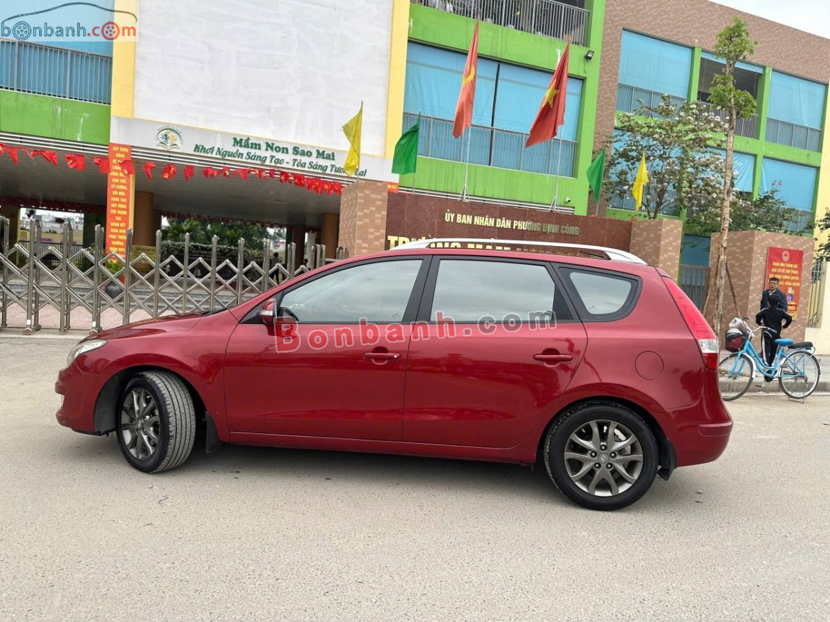 Bán ô tô Hyundai i30 CW 1.6 AT - 2011 - xe cũ