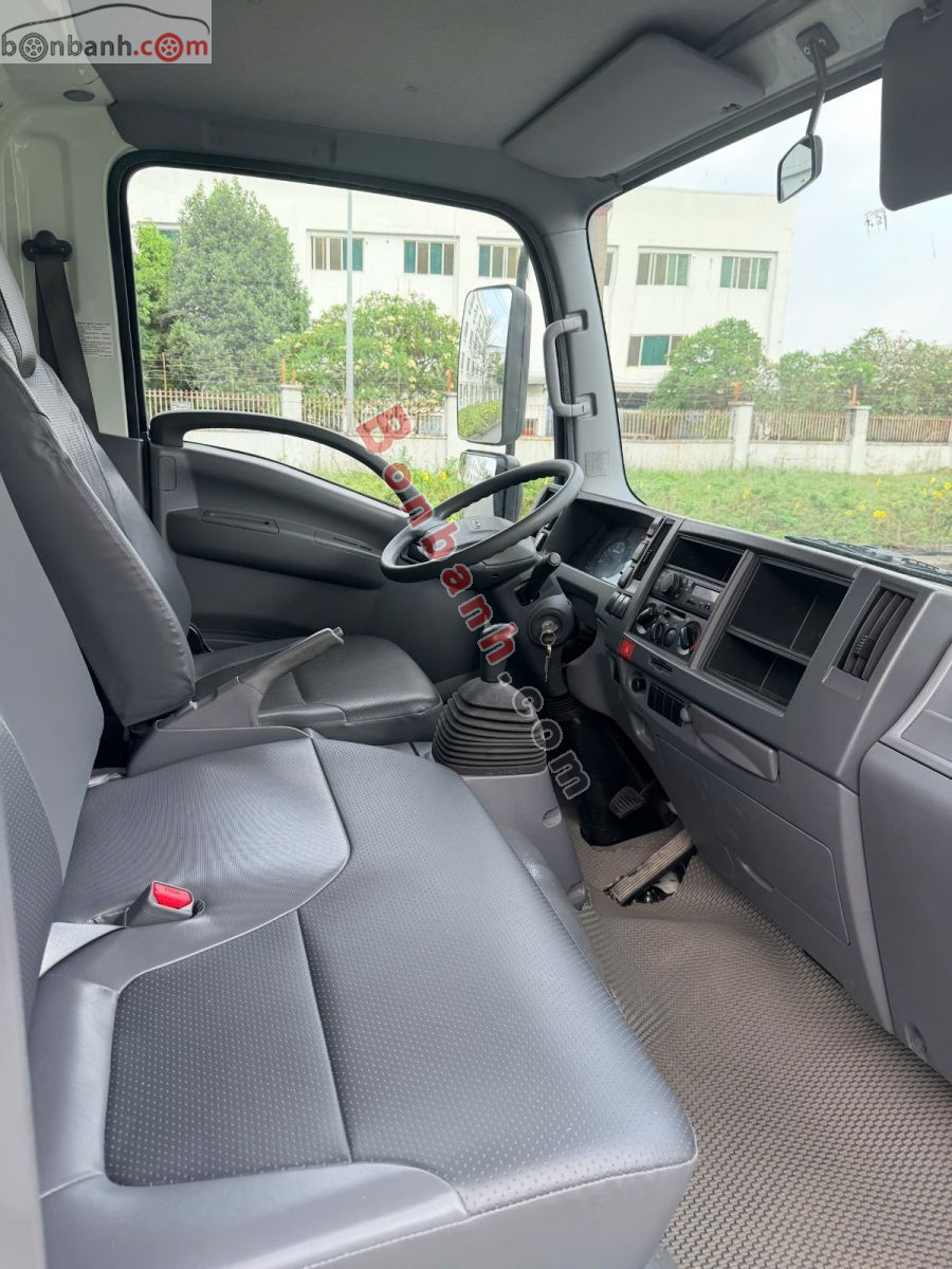 Bán ô tô Isuzu QKR QMR77HE4A Thùng Kín - 2024 - xe cũ
