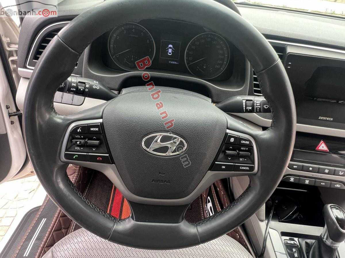 Bán ô tô Hyundai Elantra 1.6 AT - 2018 - xe cũ
