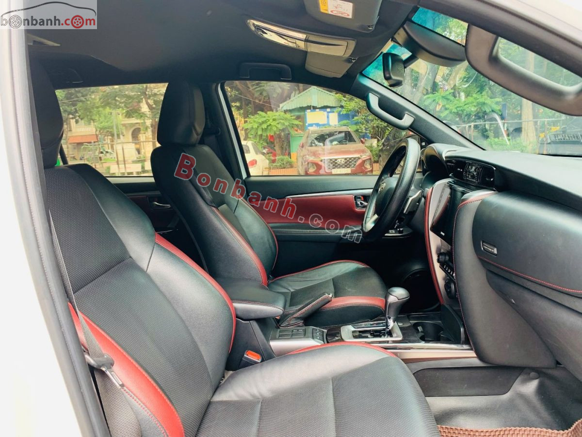 Bán ô tô Toyota Fortuner 2.8V 4x4 AT Legender - 2021 - xe cũ