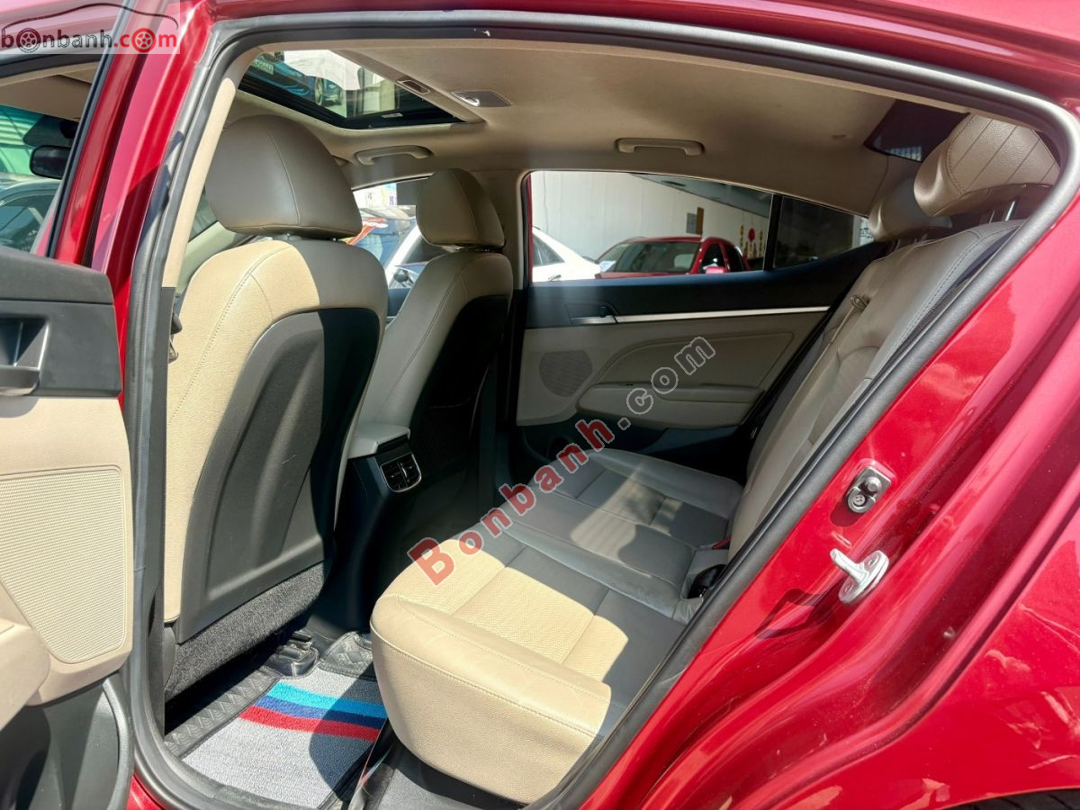 Bán ô tô Hyundai Elantra 2.0 AT - 2020 - xe cũ