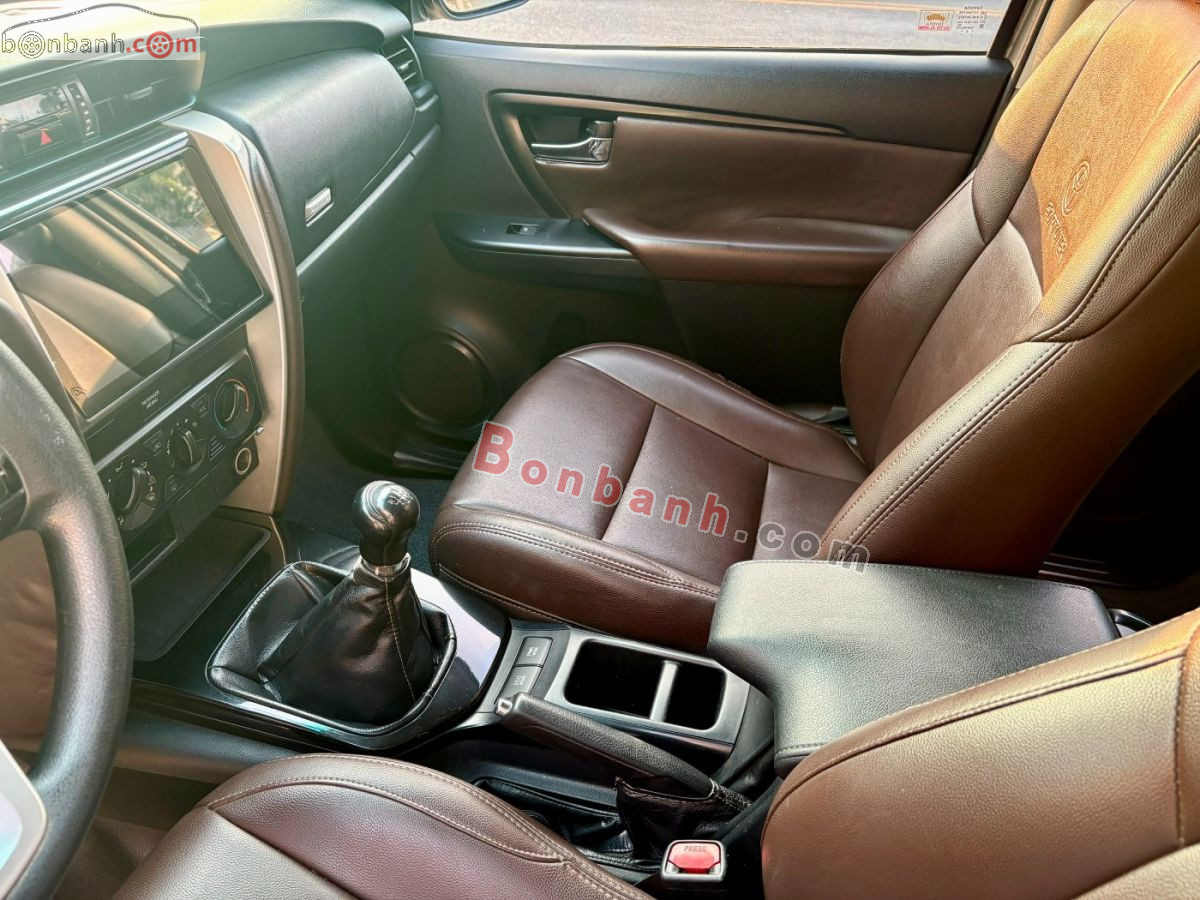 Bán ô tô Toyota Fortuner 2.4G 4x2 MT - 2017 - xe cũ