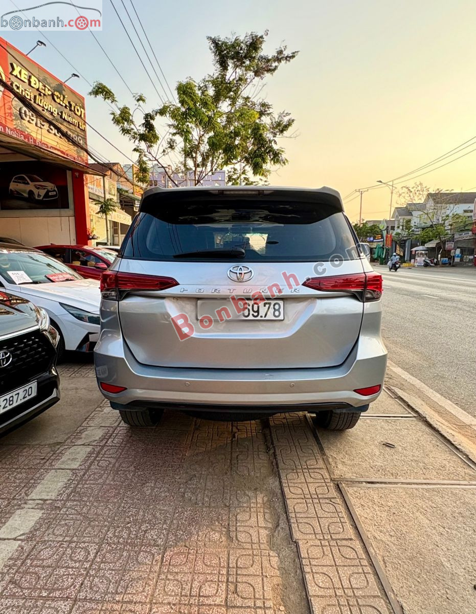 Bán ô tô Toyota Fortuner 2.4G 4x2 MT - 2017 - xe cũ