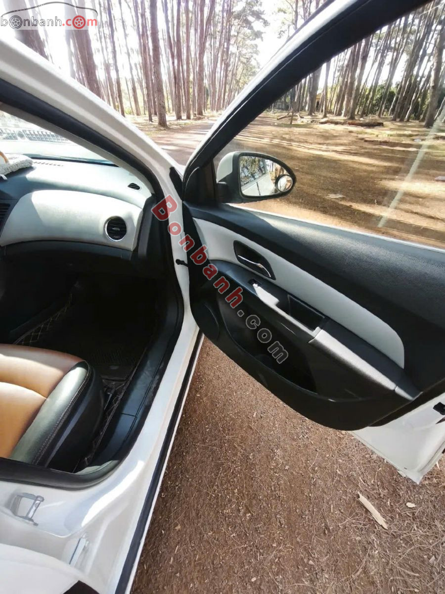 Bán ô tô Chevrolet Cruze LT 1.6 MT - 2016 - xe cũ