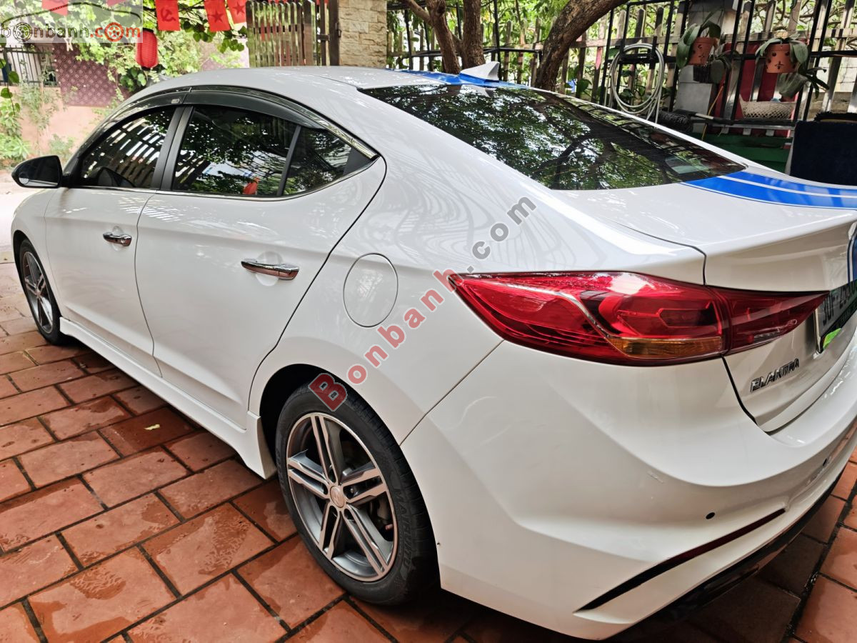 Bán ô tô Hyundai Elantra Sport 1.6 AT - 2018 - xe cũ