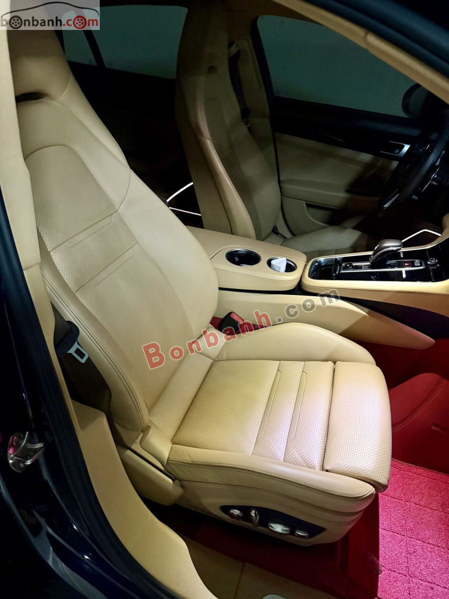 Bán ô tô Porsche Panamera 3.0 V6 - 2018 - xe cũ