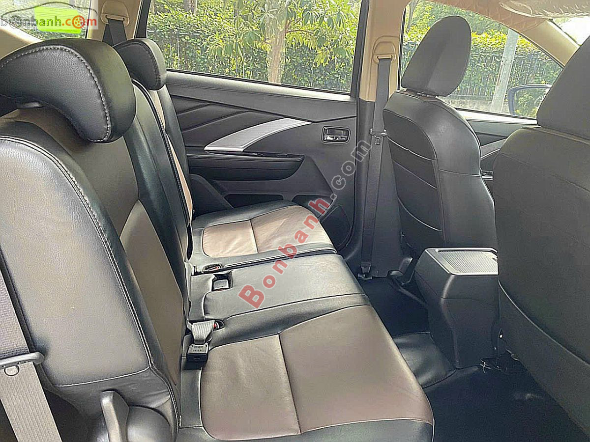 Bán ô tô Mitsubishi Xpander Cross 1.5 AT - 2021 - xe cũ