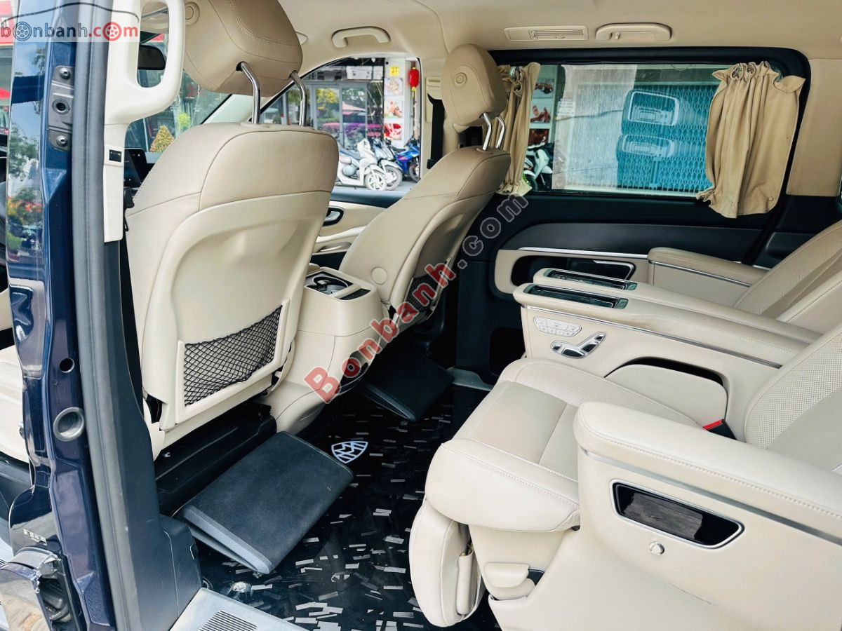 Bán ô tô Mercedes Benz V class V250 AMG - 2022 - xe cũ