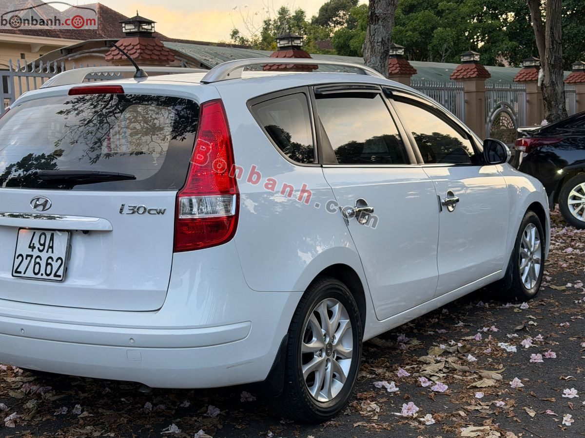 Bán ô tô Hyundai i30 CW 1.6 AT - 2011 - xe cũ