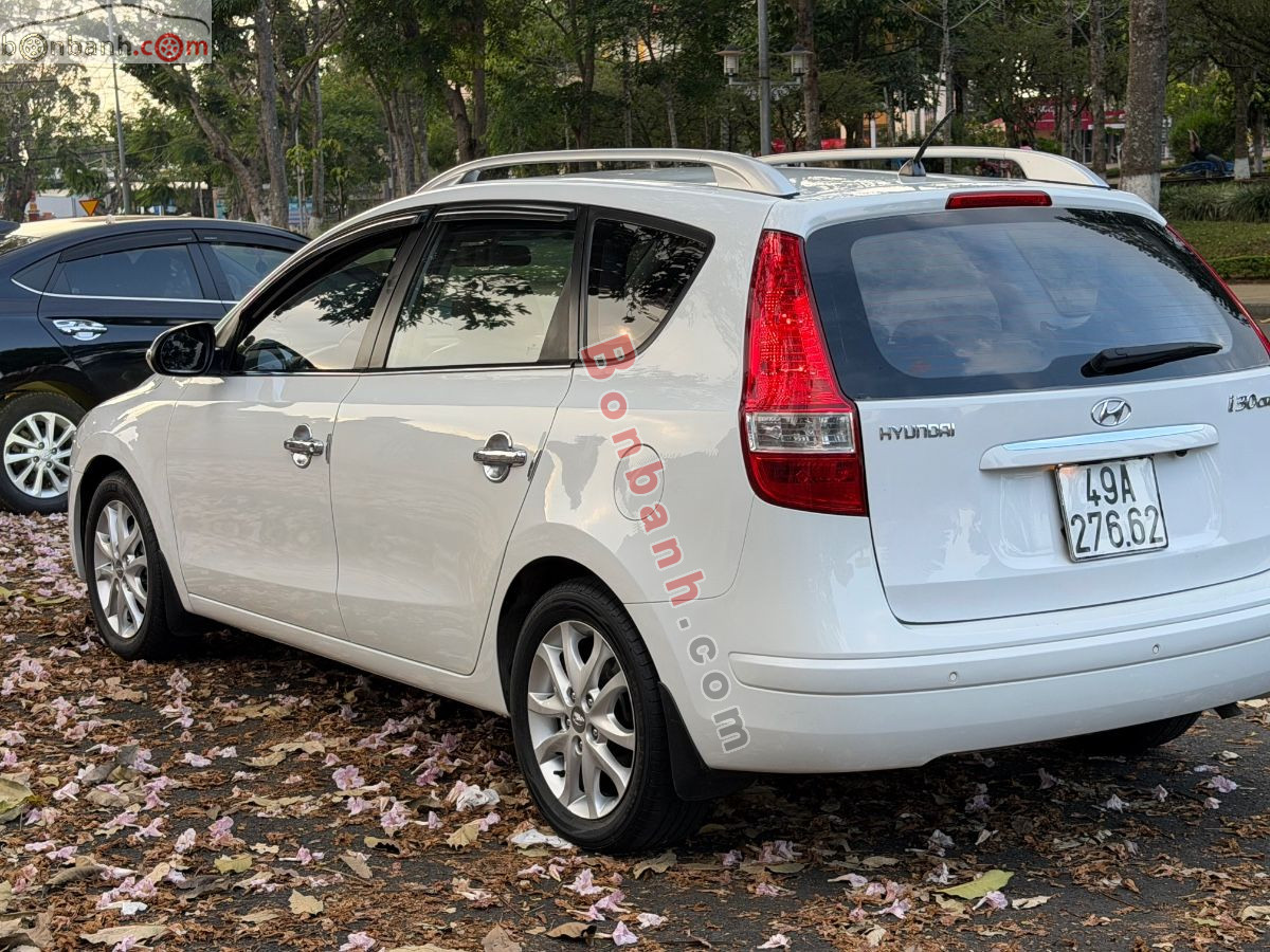 Bán ô tô Hyundai i30 CW 1.6 AT - 2011 - xe cũ