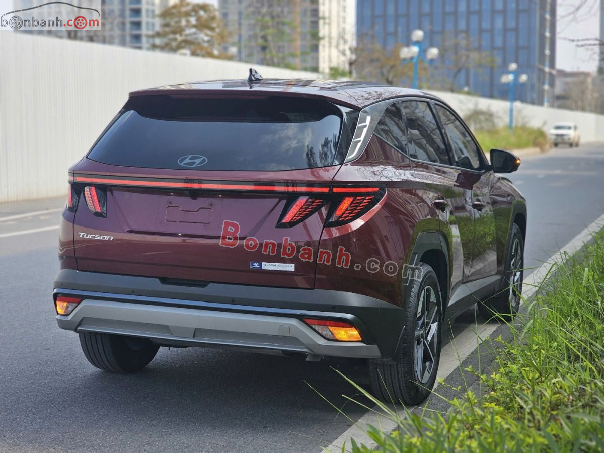 Bán ô tô Hyundai Tucson 2.0 AT Đặc biệt - 2025 - xe cũ
