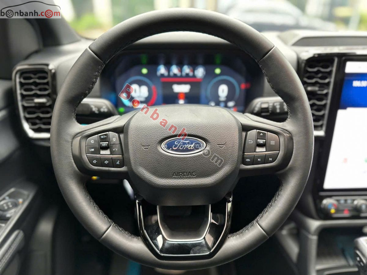 Bán ô tô Ford Everest Titanium 2.0L 4x2 AT - 2025 - xe cũ