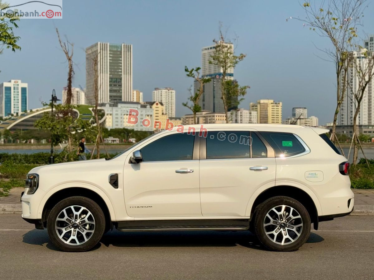 Bán ô tô Ford Everest Titanium Plus 2.0L 4x4 AT - 2024 - xe cũ