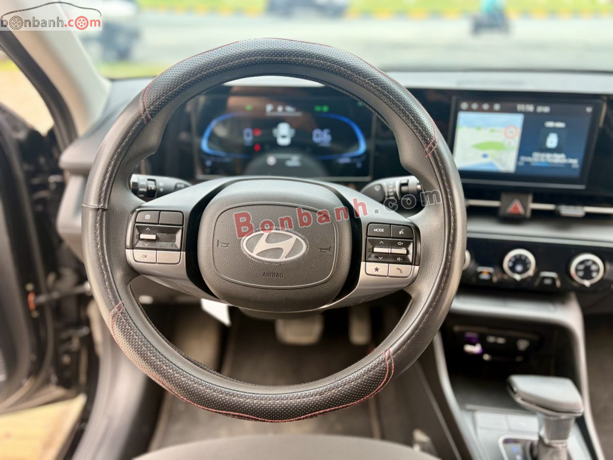 Bán ô tô Hyundai Accent 1.5 AT - 2025 - xe cũ