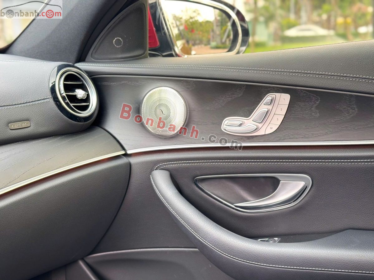 Bán ô tô Mercedes Benz E class E300 AMG - 2020 - xe cũ