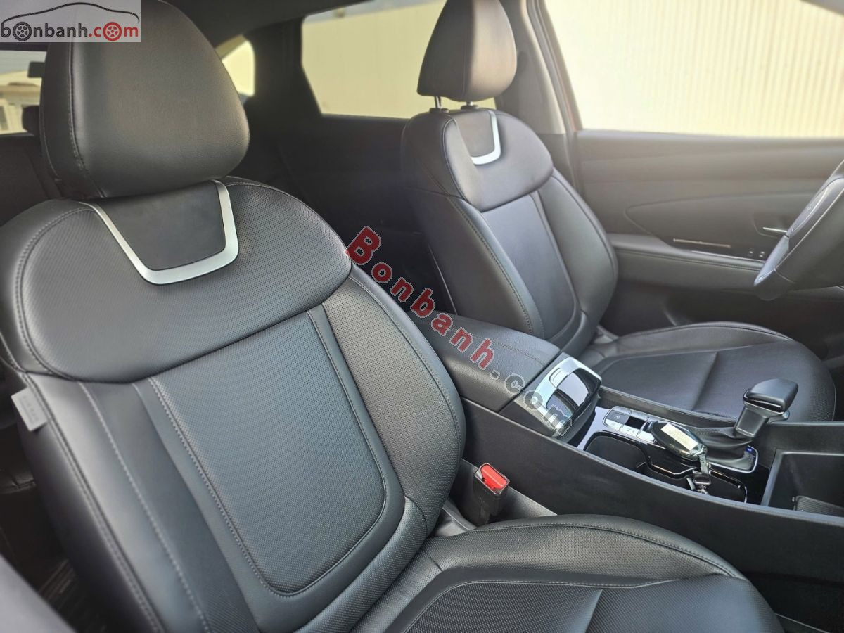 Bán ô tô Hyundai Tucson 2.0 AT Đặc biệt - 2025 - xe cũ