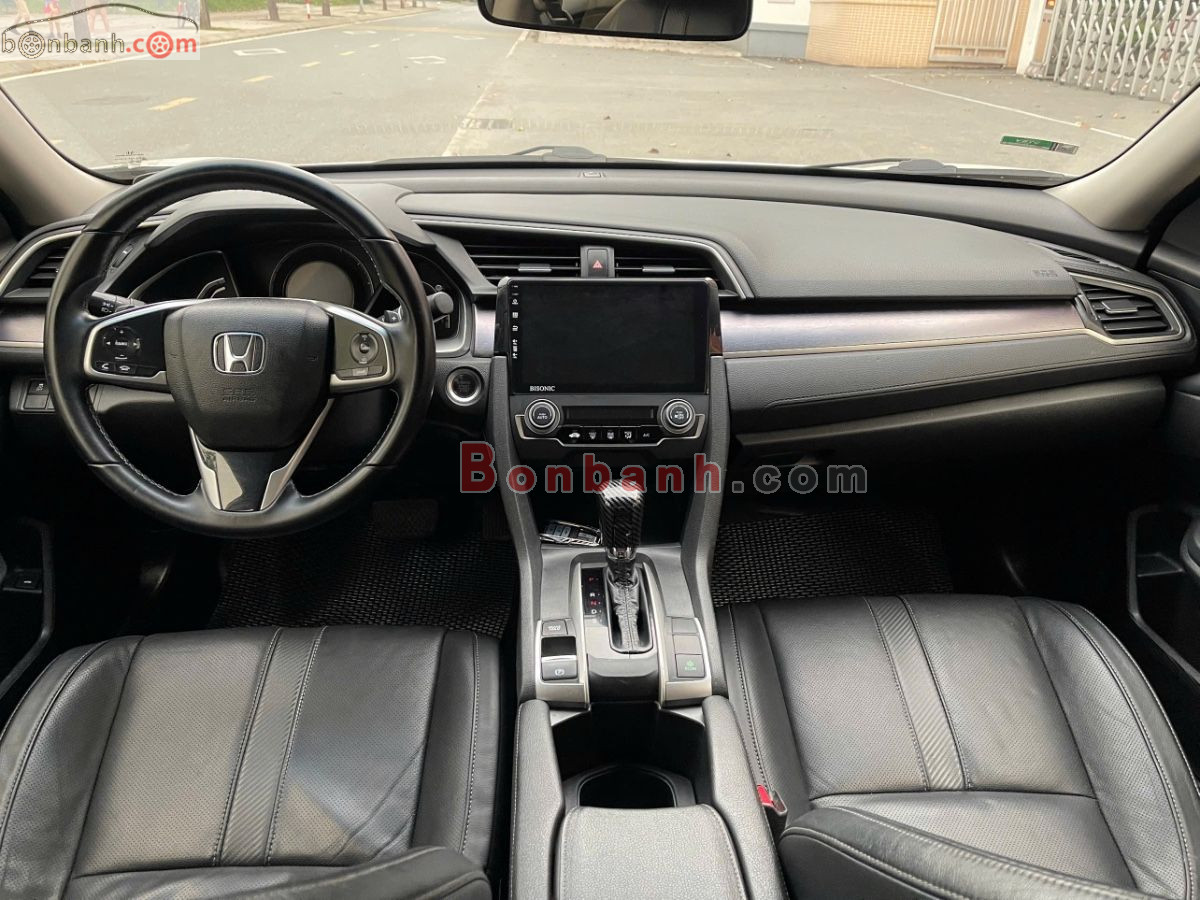 Bán ô tô Honda Civic 1.8 E - 2018 - xe cũ
