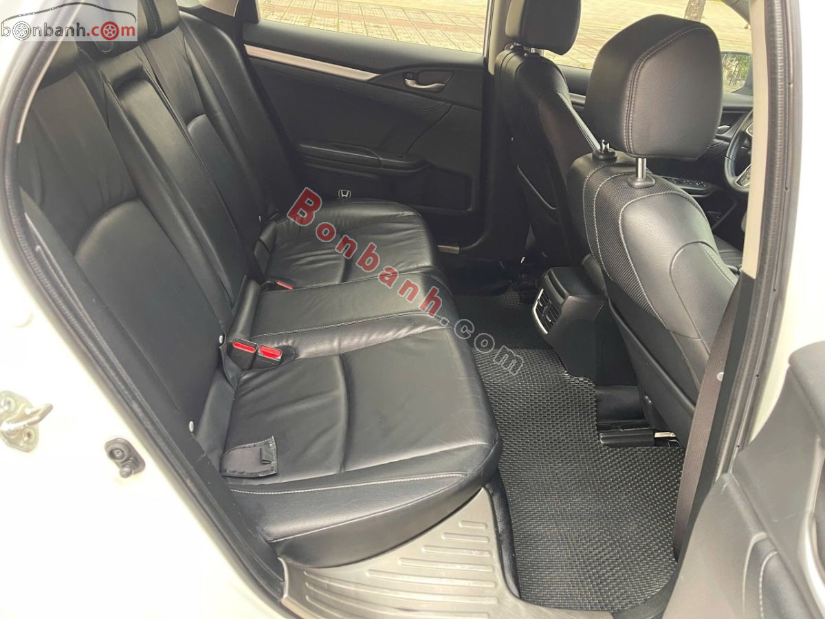 Bán ô tô Honda Civic 1.8 E - 2018 - xe cũ