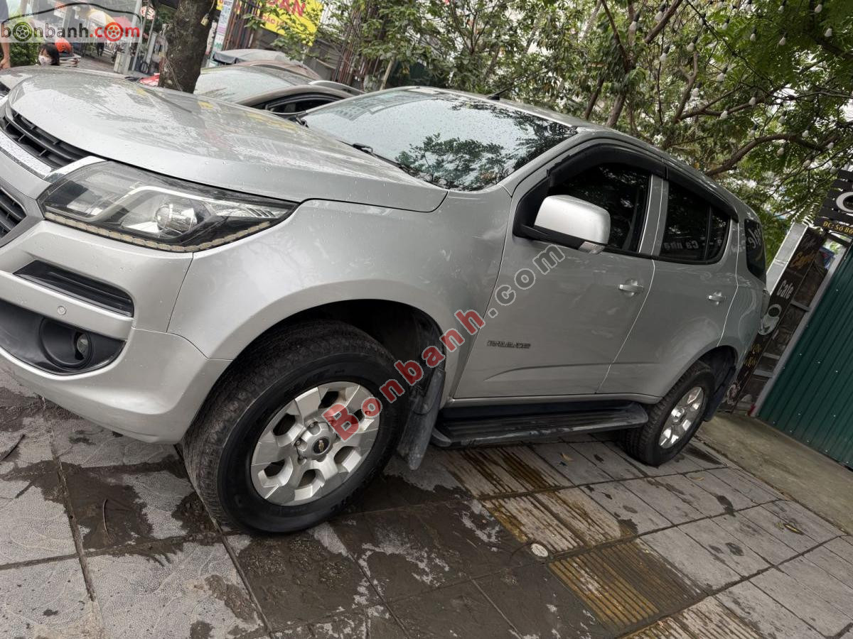 Bán ô tô Chevrolet Trailblazer LT 2.5L VGT 4x2 AT - 2018 - xe cũ