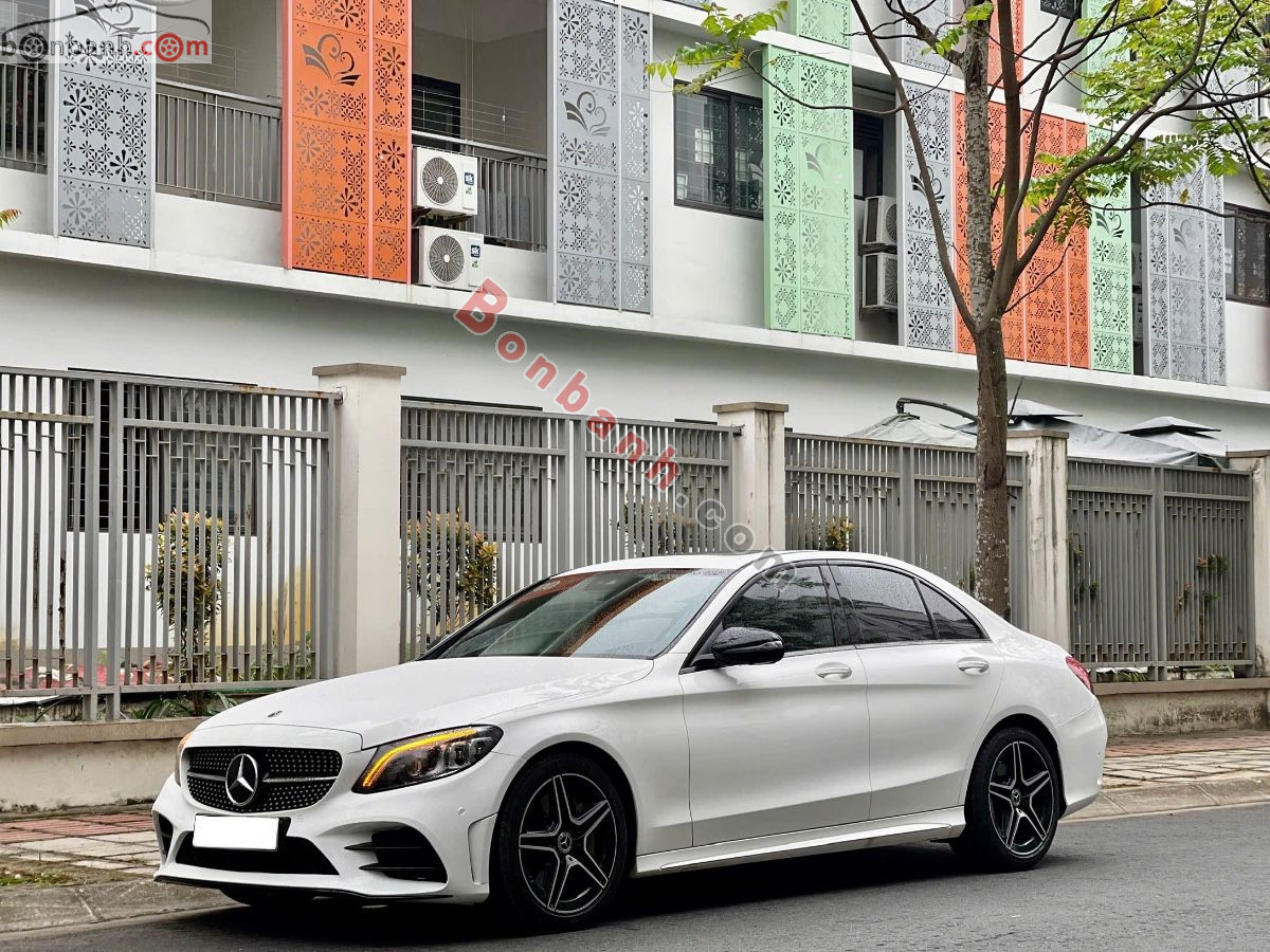 Bán ô tô Mercedes Benz C class C300 AMG - 2019 - xe cũ