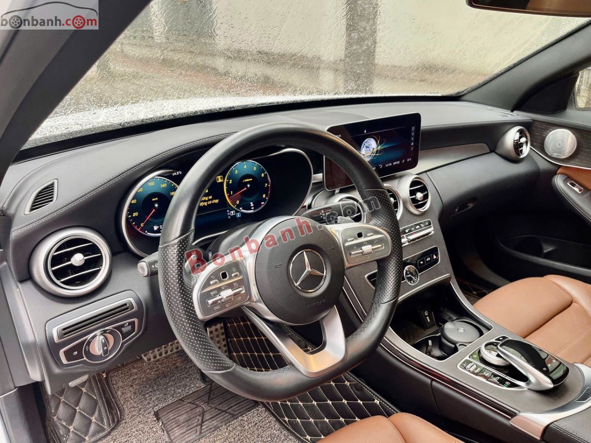 Bán ô tô Mercedes Benz C class C300 AMG - 2019 - xe cũ