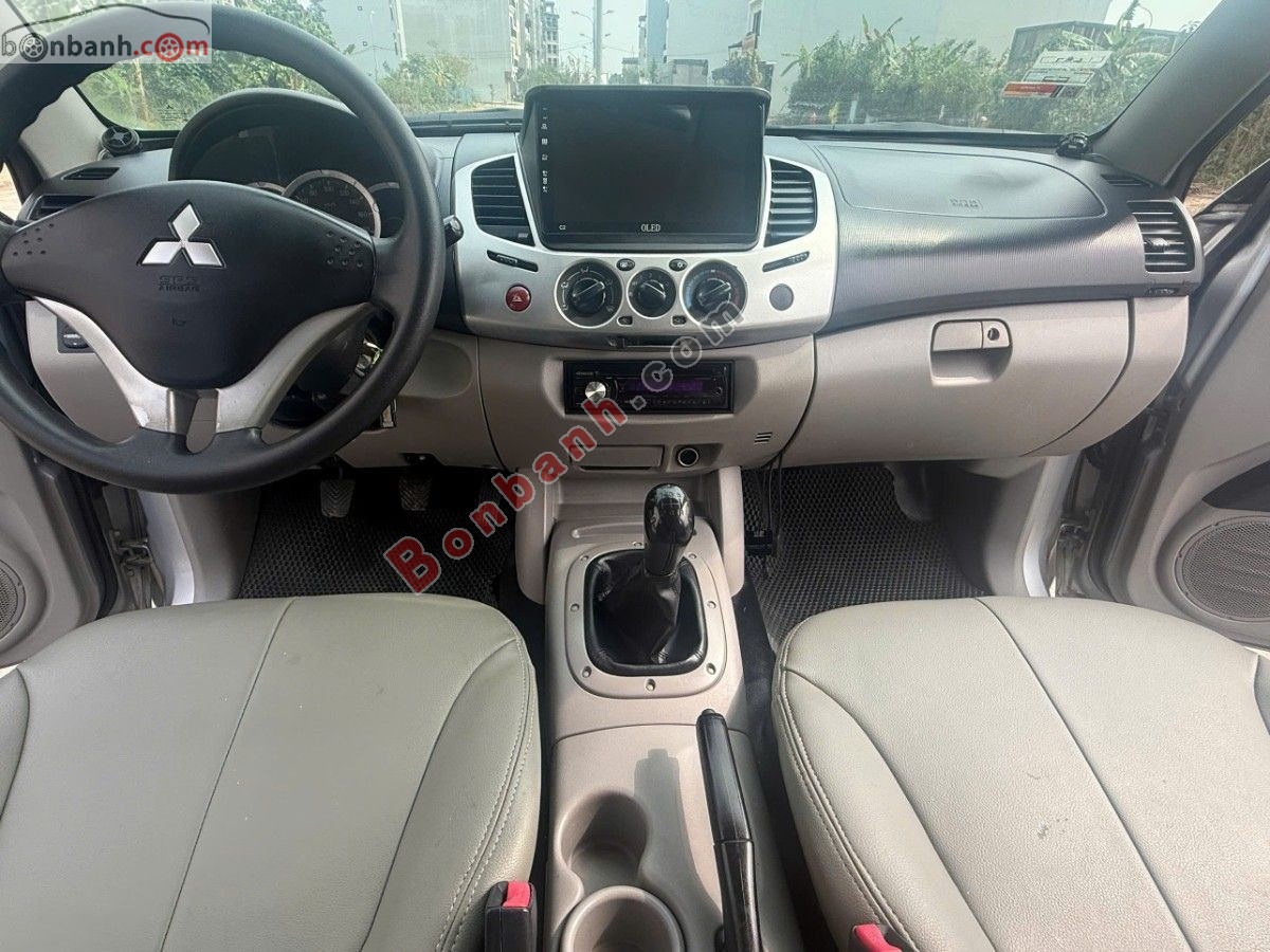 Bán ô tô Mitsubishi Triton GLX 4x2 MT - 2011 - xe cũ