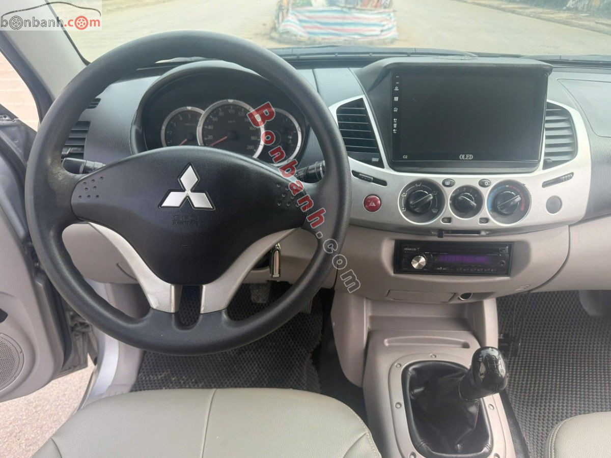 Bán ô tô Mitsubishi Triton GLX 4x2 MT - 2011 - xe cũ