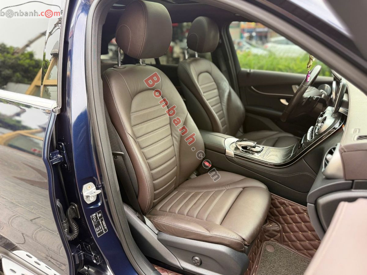 Bán ô tô Mercedes Benz GLC 300 4Matic - 2018 - xe cũ