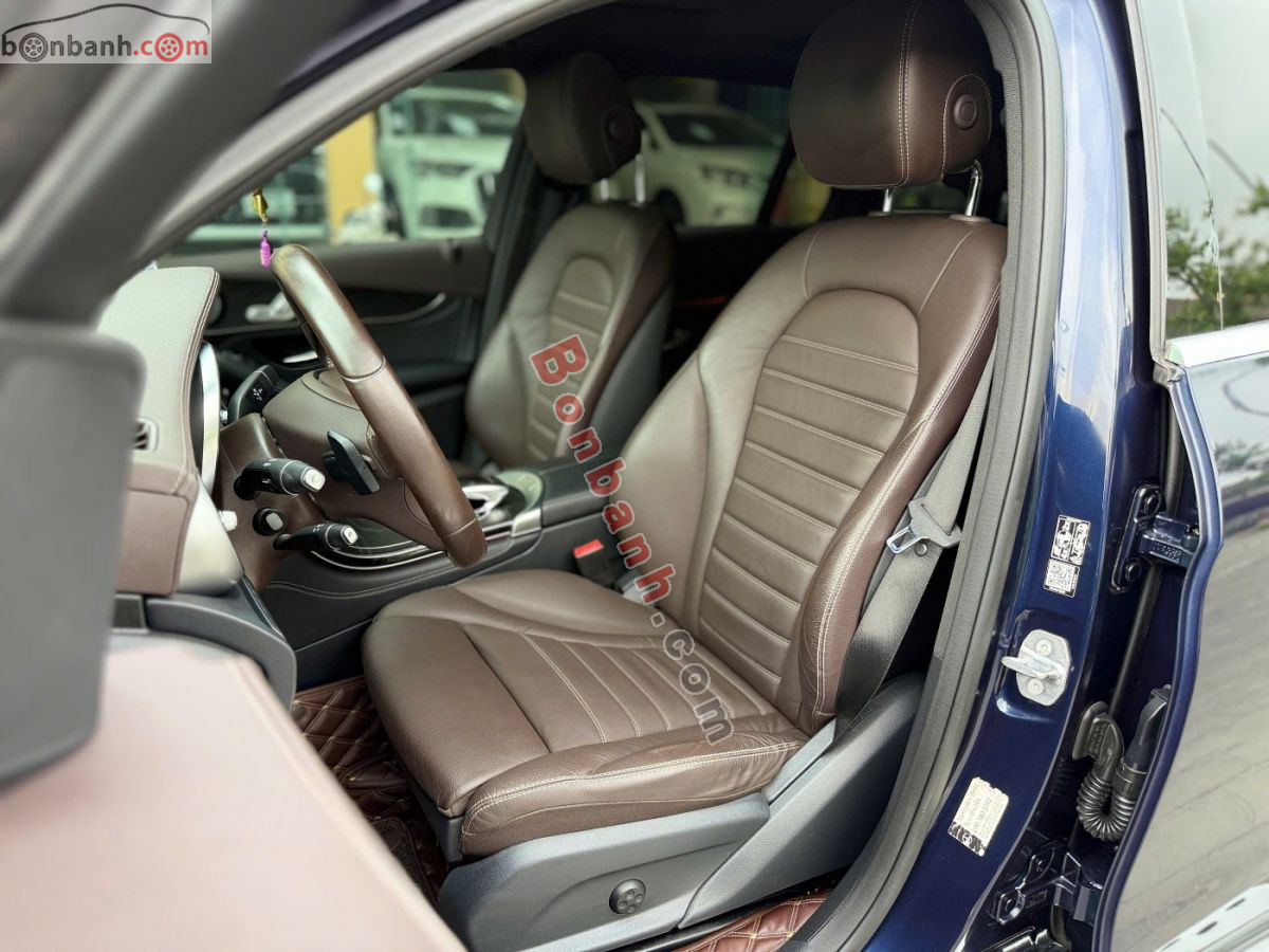 Bán ô tô Mercedes Benz GLC 300 4Matic - 2018 - xe cũ