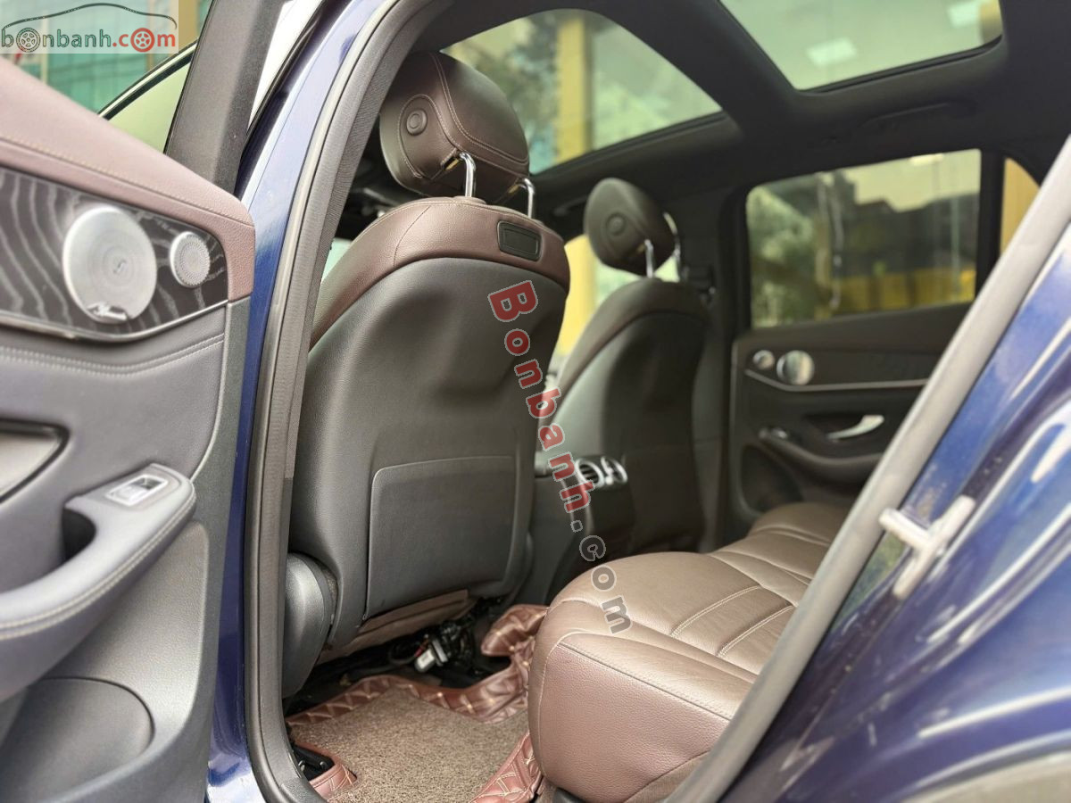 Bán ô tô Mercedes Benz GLC 300 4Matic - 2018 - xe cũ