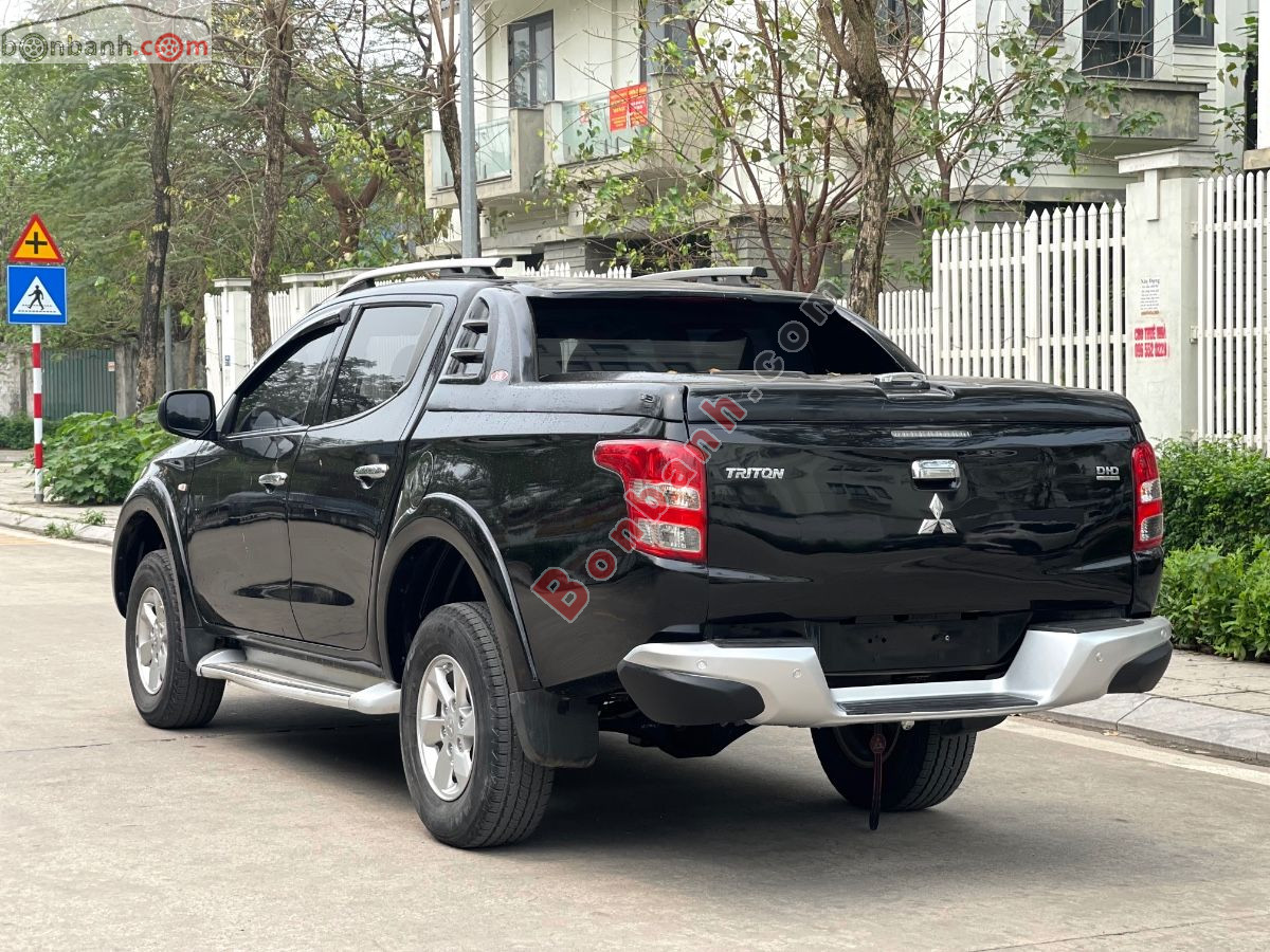 Bán ô tô Mitsubishi Triton 4x2 AT - 2017 - xe cũ
