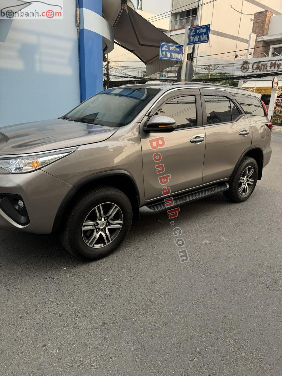 Bán ô tô Toyota Fortuner 2.4G 4x2 MT - 2019 - xe cũ