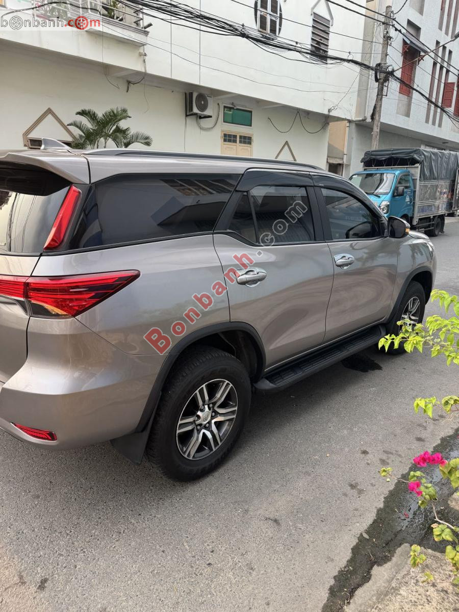Bán ô tô Toyota Fortuner 2.4G 4x2 MT - 2019 - xe cũ