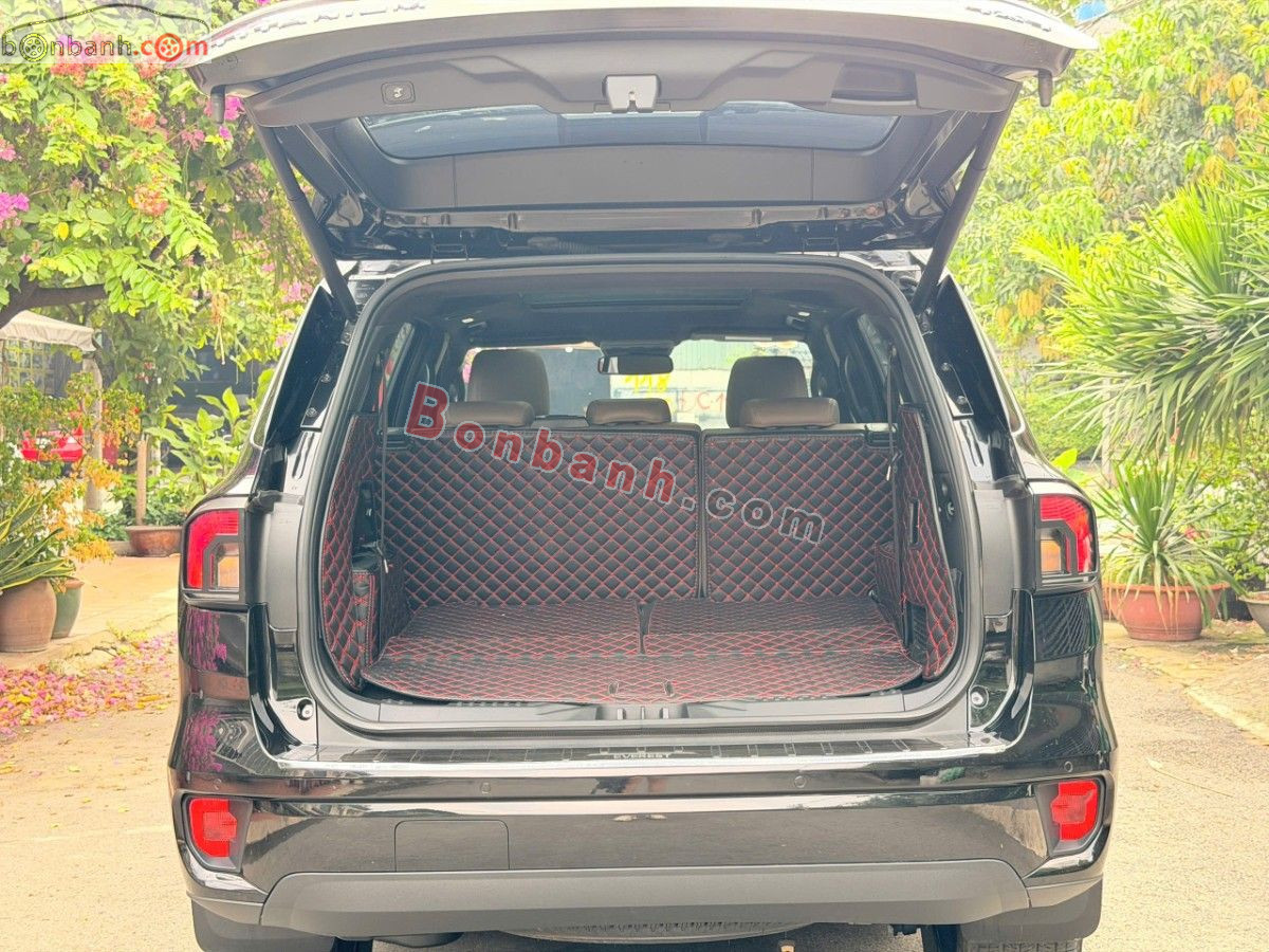 Bán ô tô Ford Everest Titanium 2.0L 4x4 AT - 2022 - xe cũ