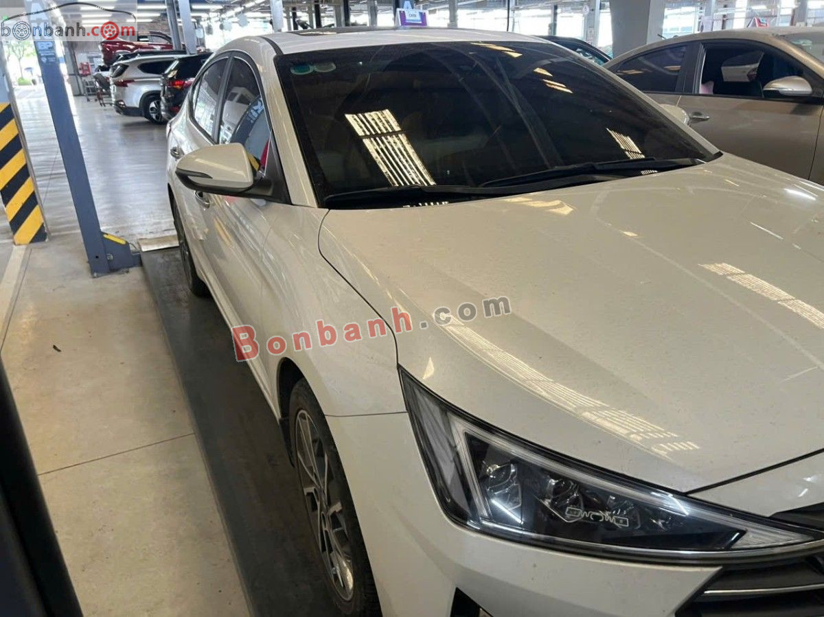 Bán ô tô Hyundai Elantra 2.0 AT - 2021 - xe cũ