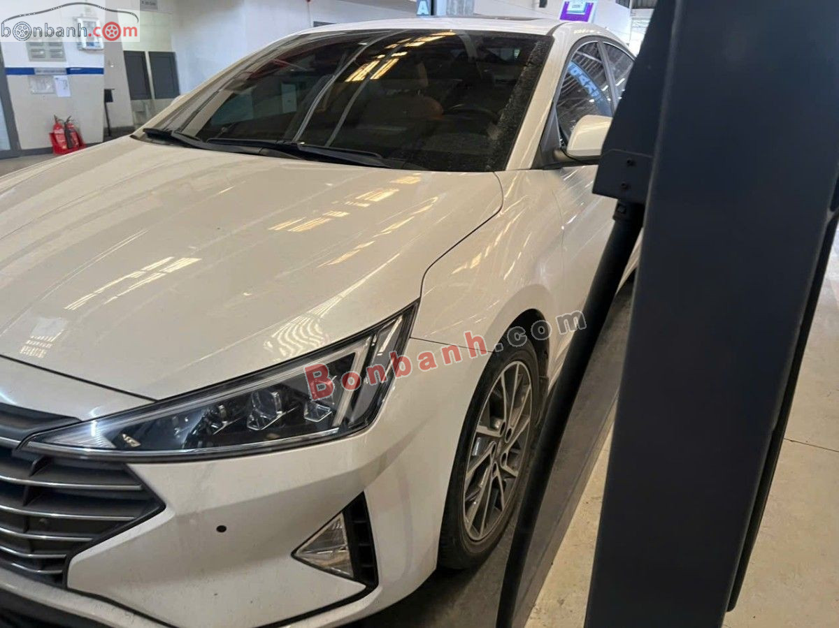 Bán ô tô Hyundai Elantra 2.0 AT - 2021 - xe cũ