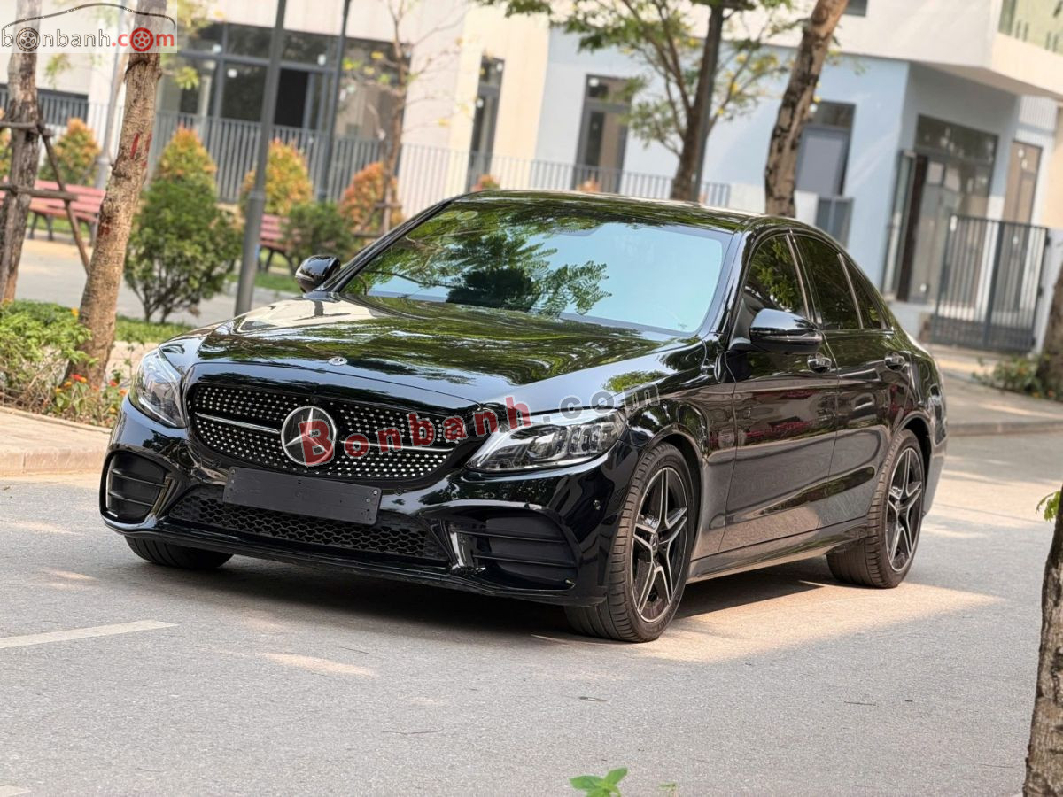 Bán ô tô Mercedes Benz C class C300 AMG - 2020 - xe cũ