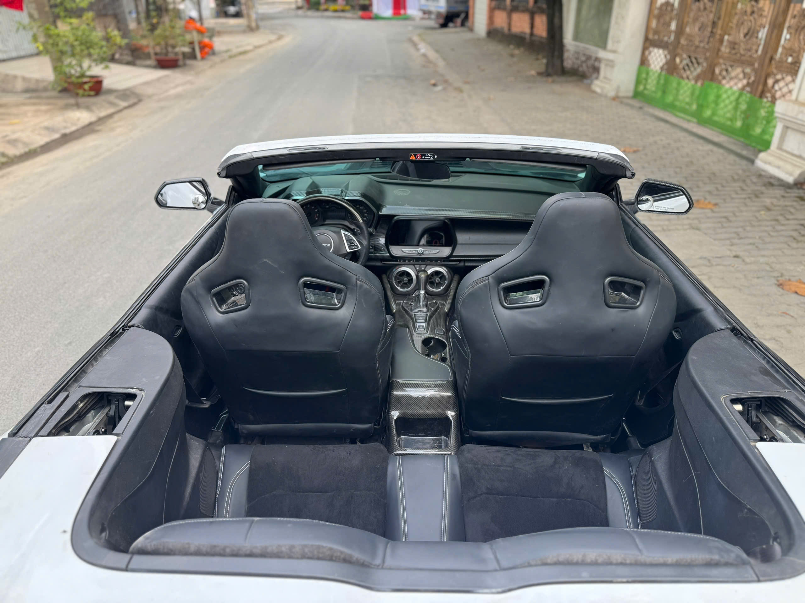 Bán ô tô Chevrolet Camaro 2.0 Turbo năm sản xuất 2016, màu trắng, xe nhập