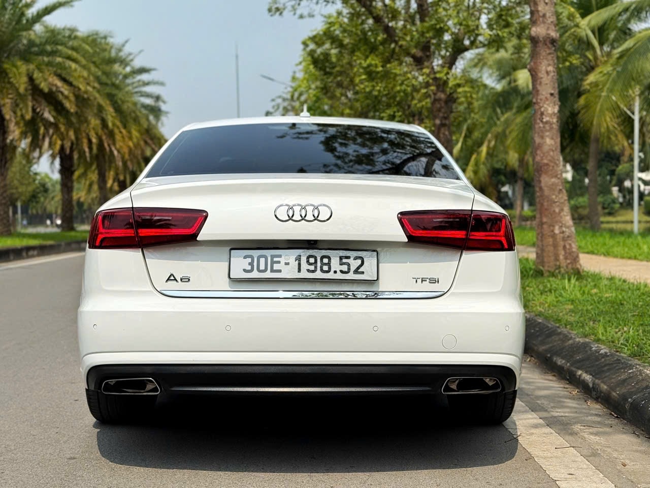 Bán Audi A6 18 TFSI sản xuất năm 2015, màu trắng, nhập khẩu, giá 545tr