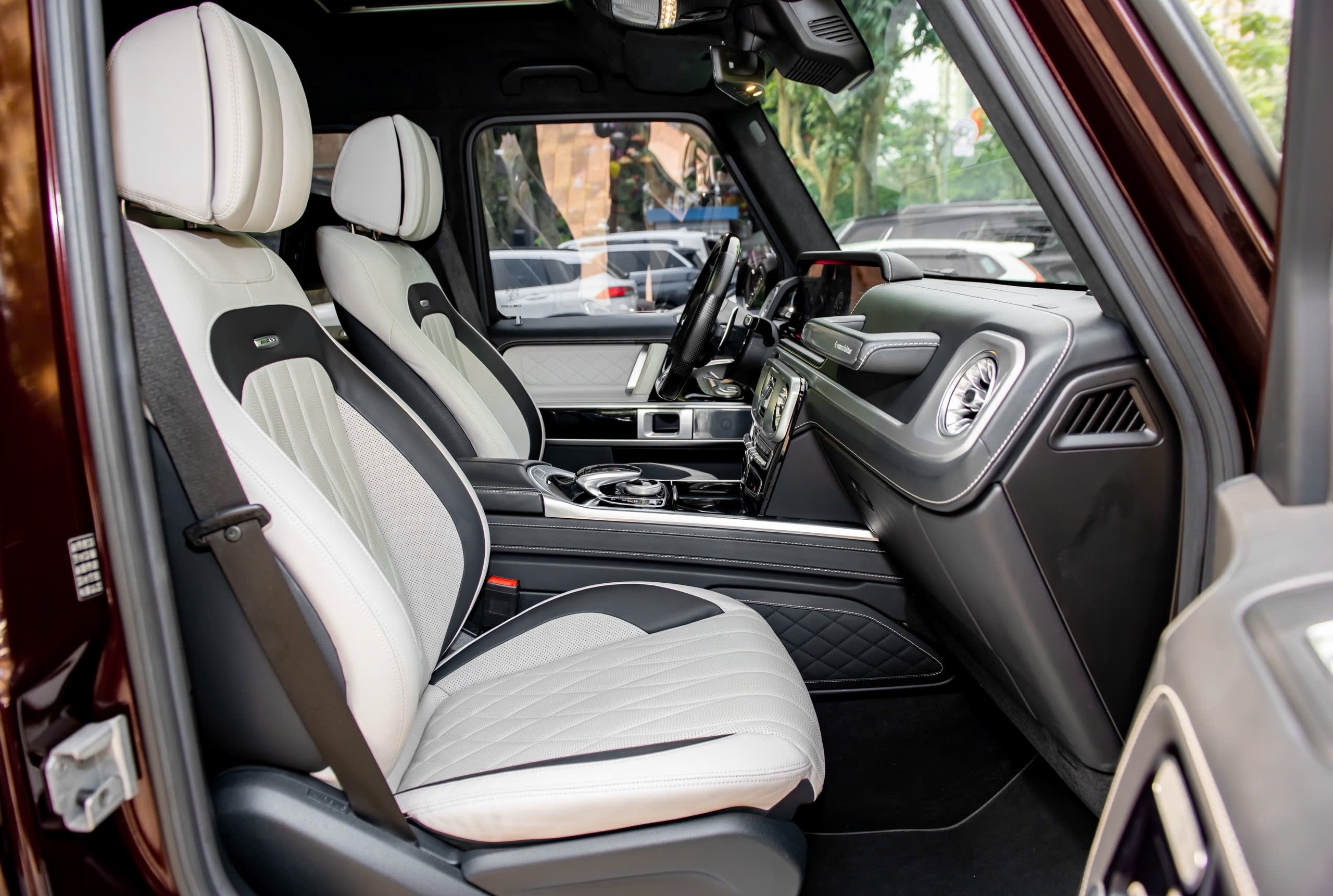 Cần bán xe Mercedes-Benz G class 63 sản xuất năm 2021, màu đỏ, xe nhập