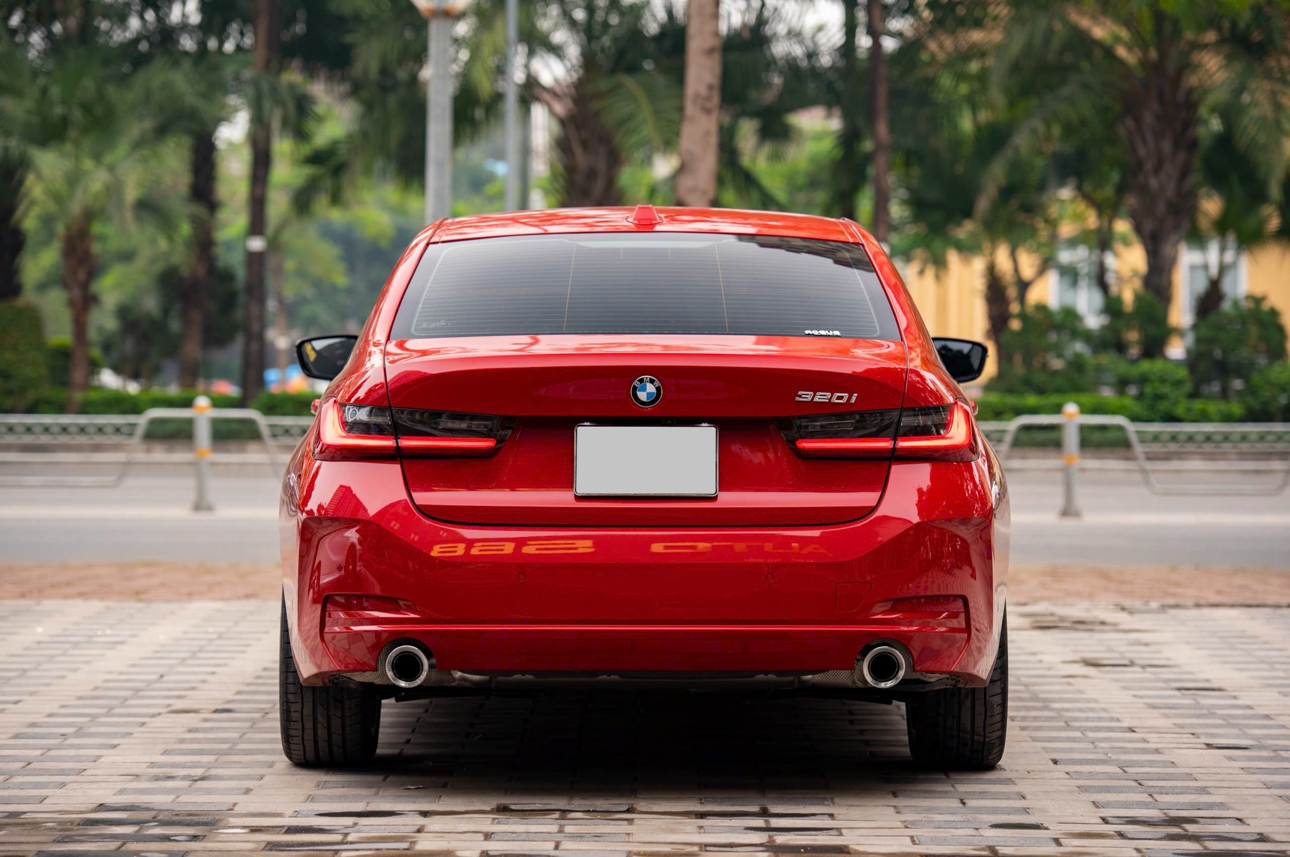 Bán xe BMW 3 Series Sportline sản xuất năm 2024, màu đỏ, giá 1.439tỉ